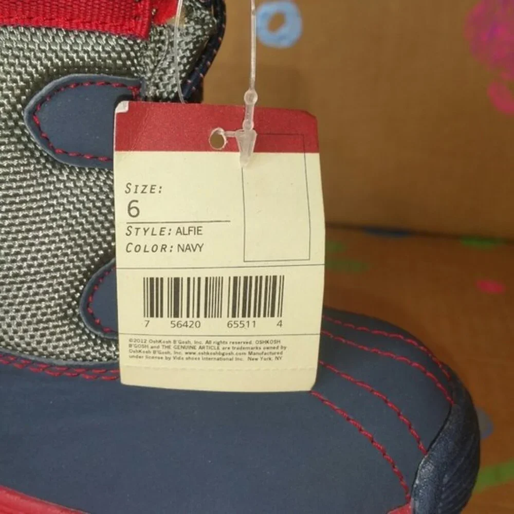 NEW OshKosh B'gosh Navy Alfie Winter Boots Size 6
